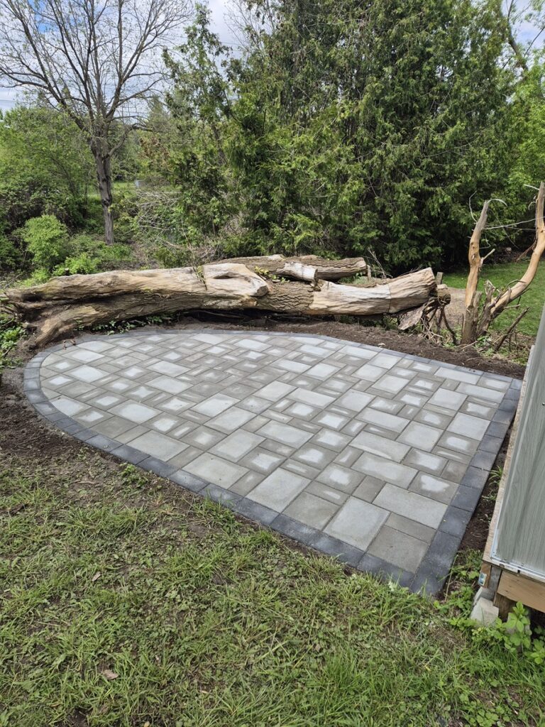 backyard interlock 1